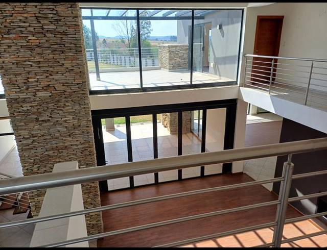 5 BEDROOM PROPERTY TO RENT IN LANSERIA